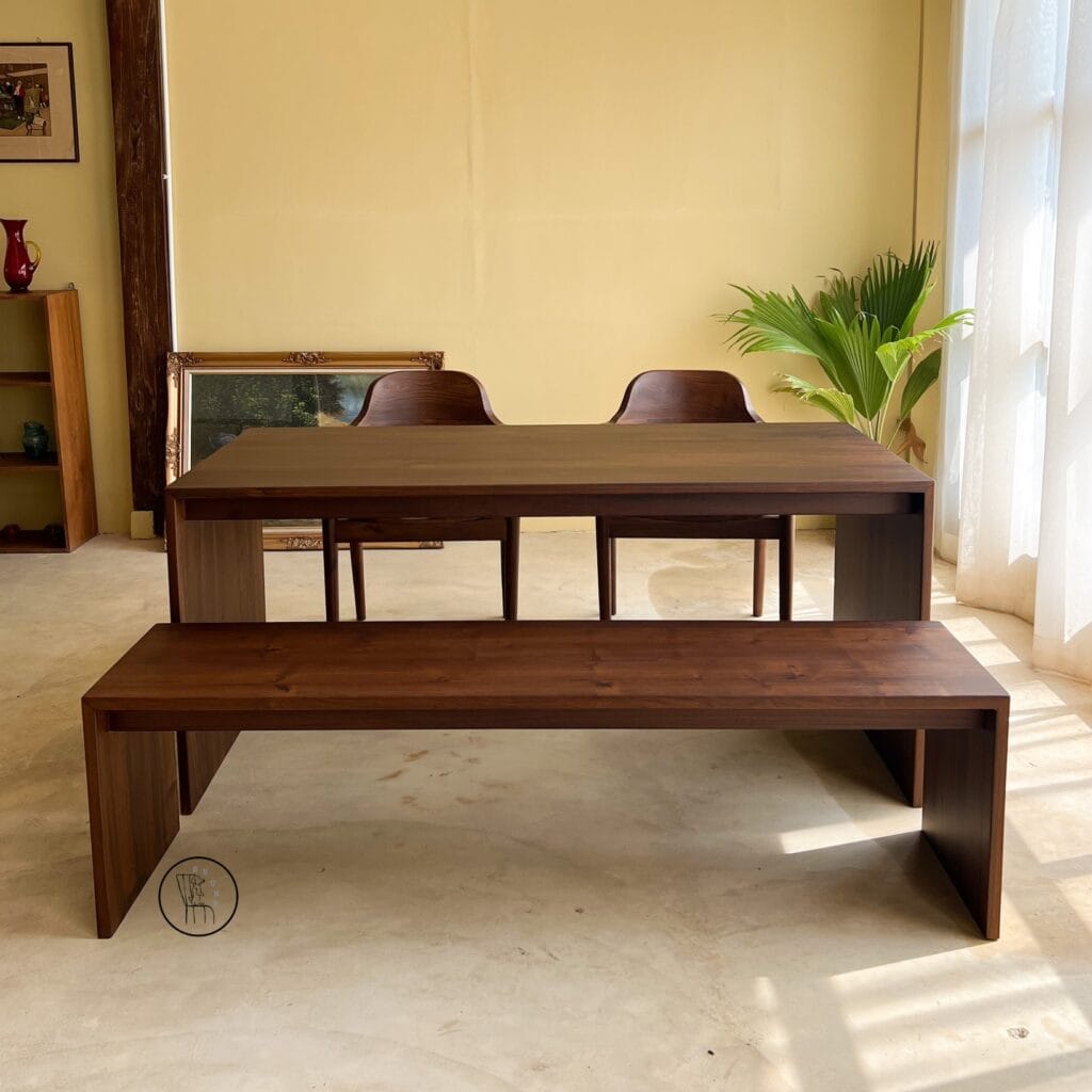 ชุดโต๊ะไม้สักเก่า สไตล์ Japandi โดย SHUND Furniture