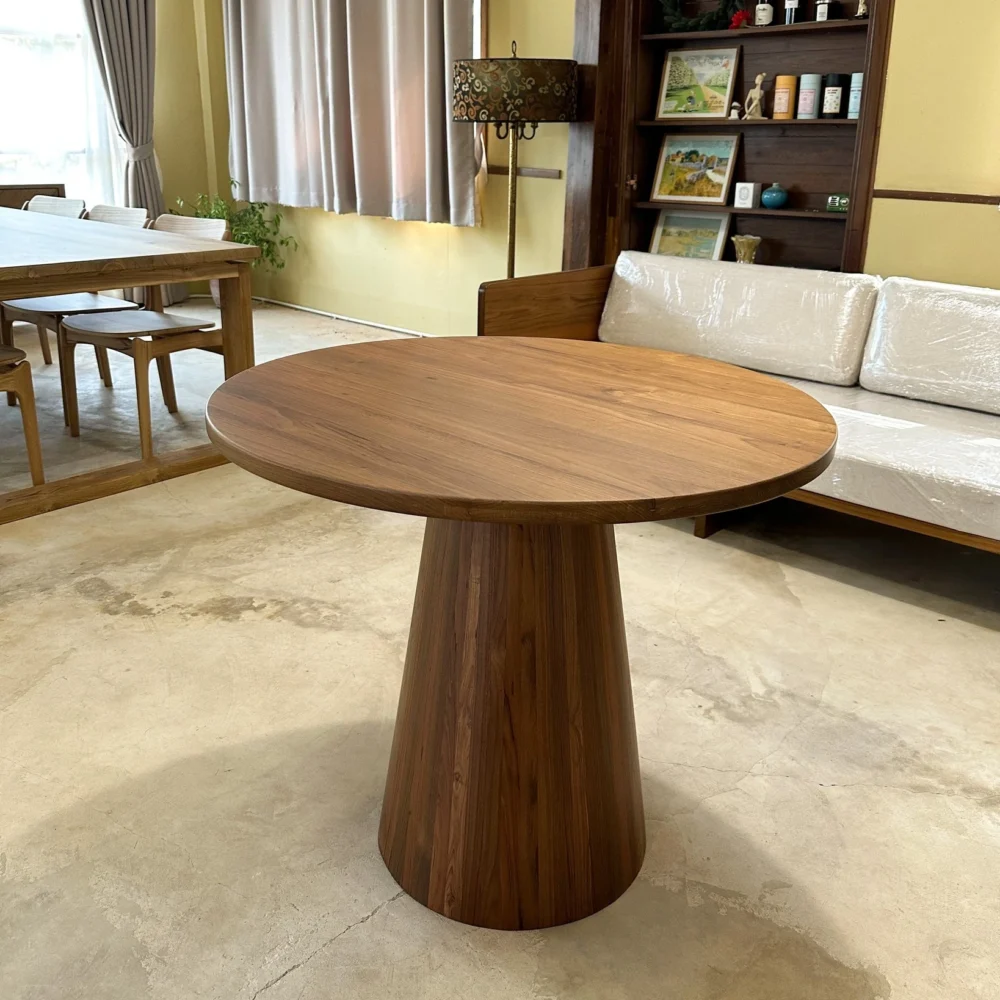 โต๊ะกลมไม้สักเก่ารุ่น cone by SHUND Furniture